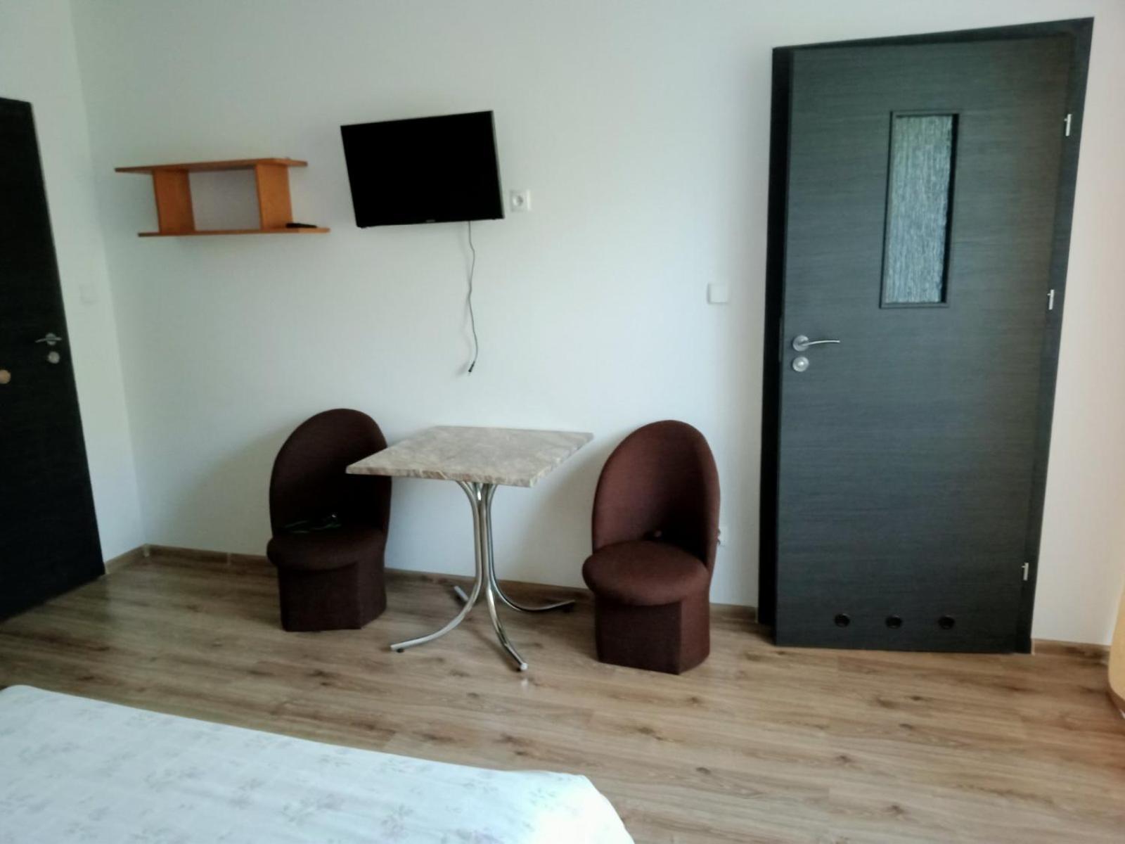 Ferienwohnung Pokoje U Nadii Karwienskie Bloto Drugie Zimmer foto